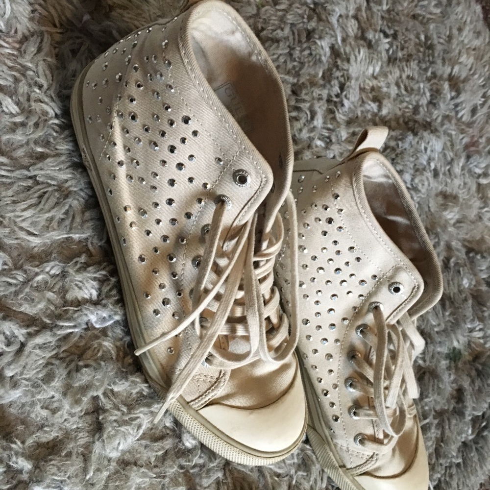 🌹Guess sneakers🌹